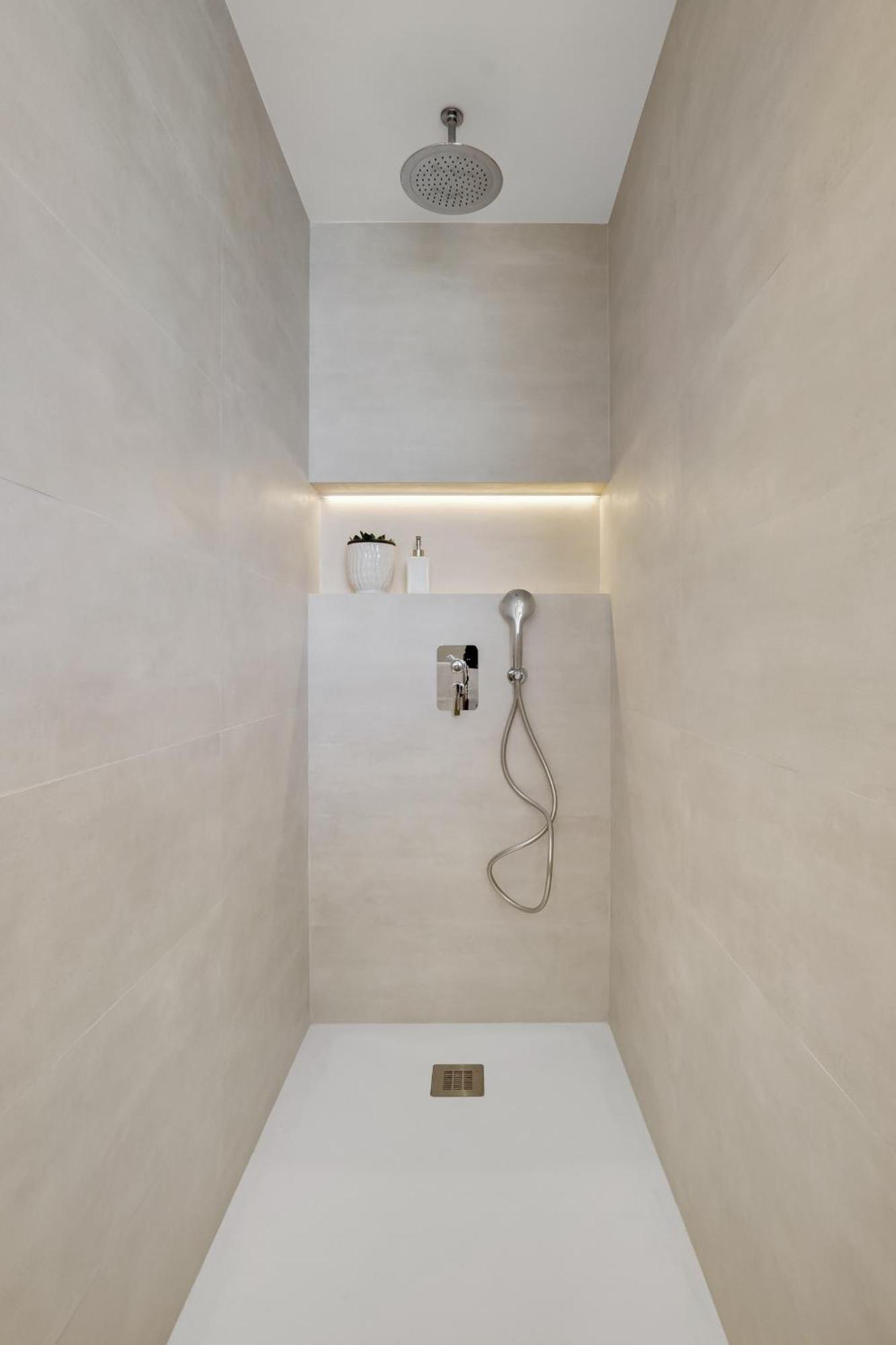 Santa Clara Modern & Exclusive Seafront Apartment 托雷莫利诺斯 外观 照片