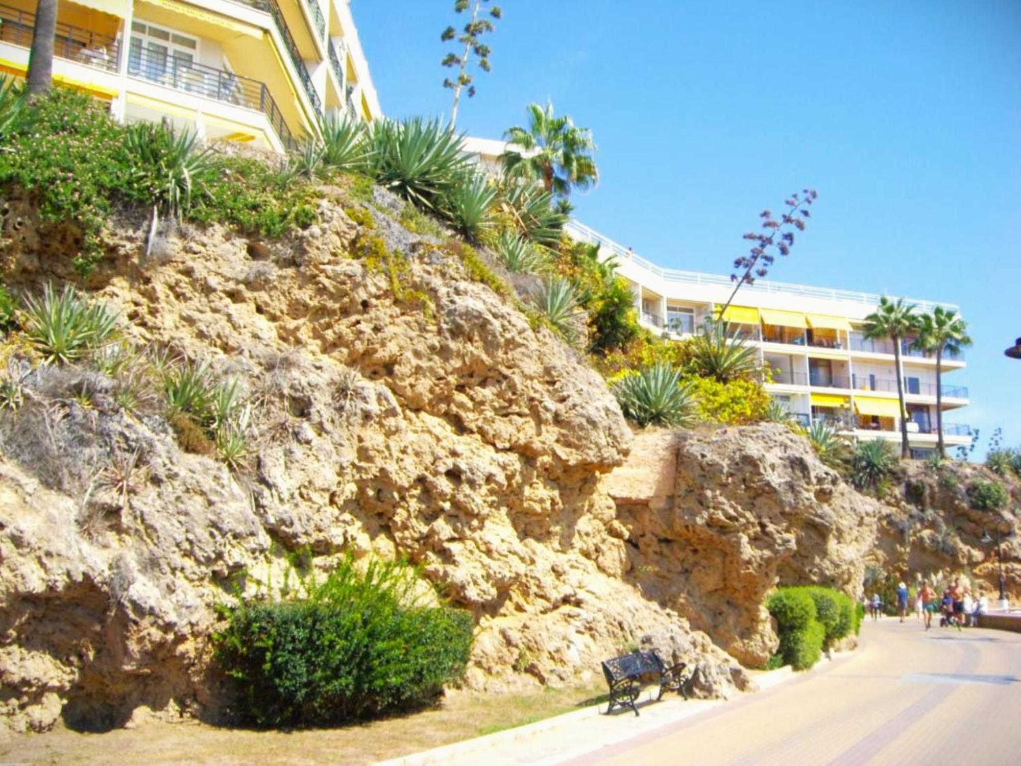 Santa Clara Modern & Exclusive Seafront Apartment 托雷莫利诺斯 外观 照片